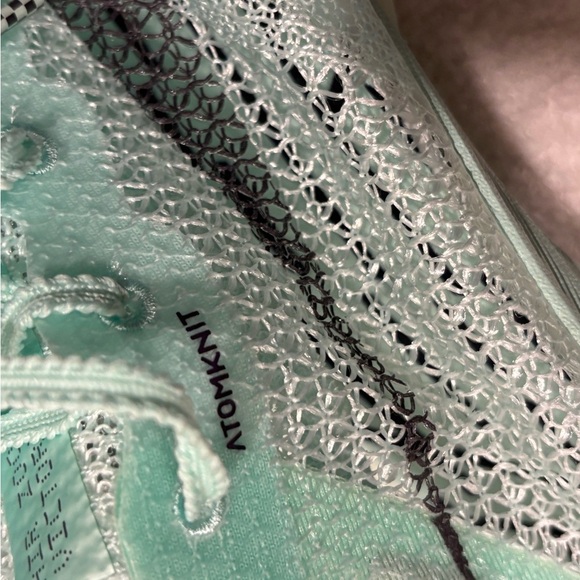 Nike Air Zoom Victory Track Spikes-Size 15 US-Mint Green- no spikes included - Picture 16 of 16